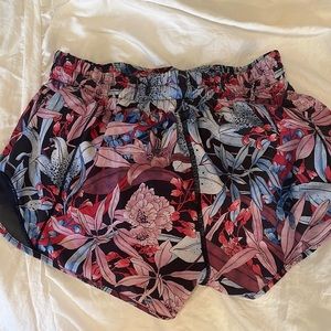 Flower size 4 lulu shorts